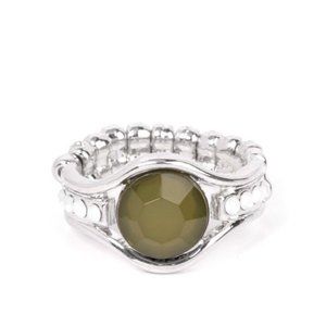 Paparazzi Meadow Mist - Green